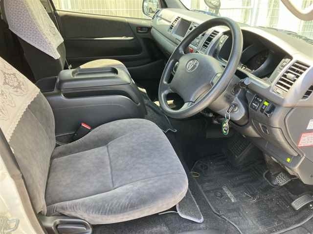 Toyota HIACE WAGON 2012 7023481-7
