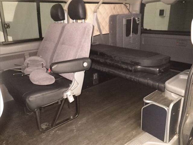 Toyota HIACE WAGON 2010 7023504-7