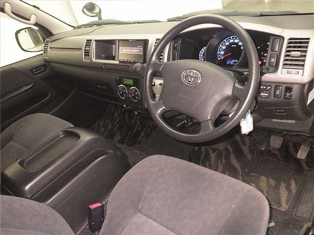 Toyota HIACE WAGON 2012 7023505-3