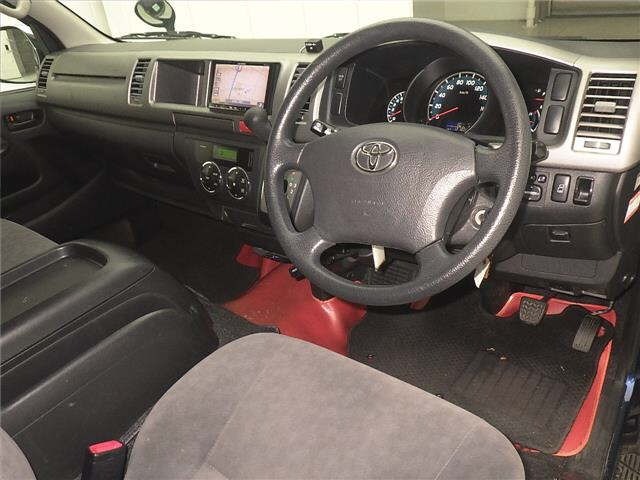 Toyota HIACE WAGON 2011 7023513-3