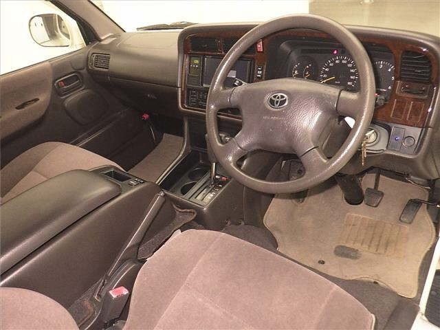 Toyota HIACE WAGON 2000 7023514-3