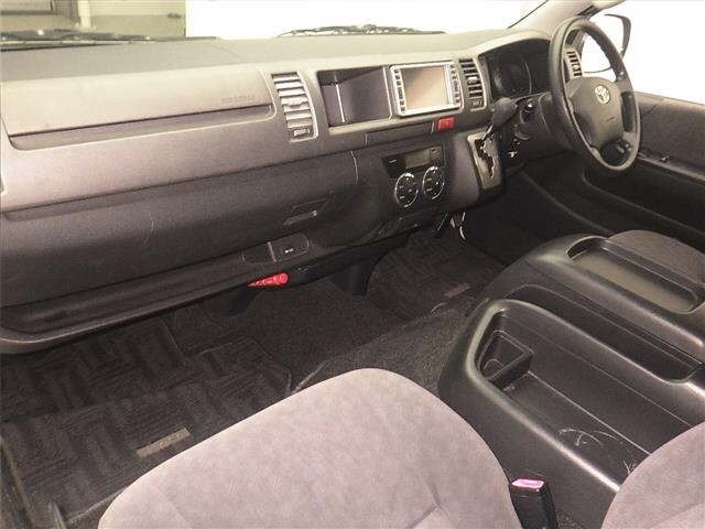 Toyota HIACE WAGON 2010 7023524-4