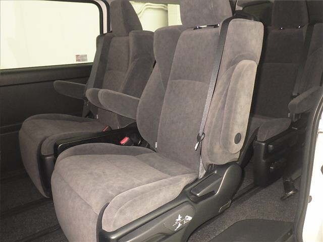 Toyota HIACE WAGON 2018 7023586-7