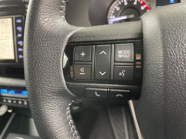 Toyota HILUX 2022 7013860-1