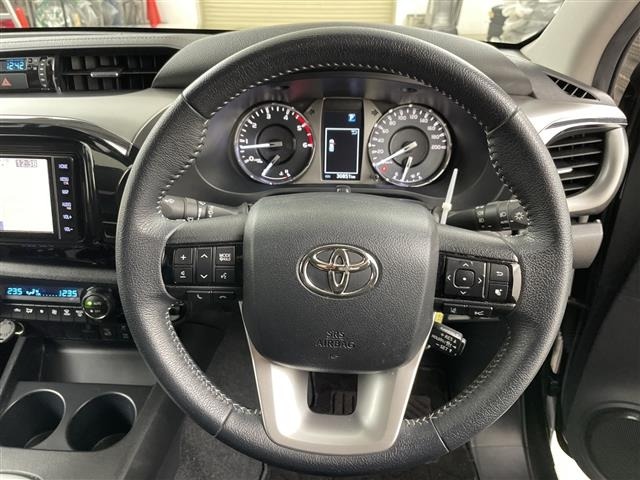 Toyota HILUX 2022 7013860-21