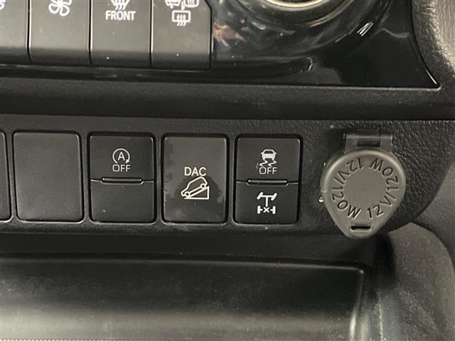 Toyota HILUX 2022 7013860-8