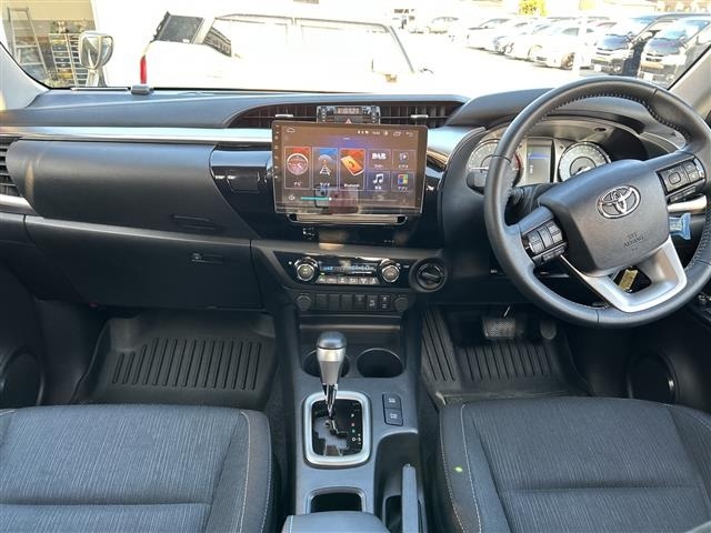 Toyota HILUX 2021 7013943-14
