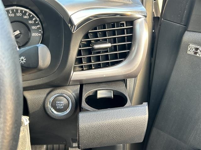 Toyota HILUX 2021 7013943-2