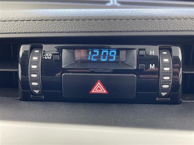 Toyota HILUX 2021 7013944-10