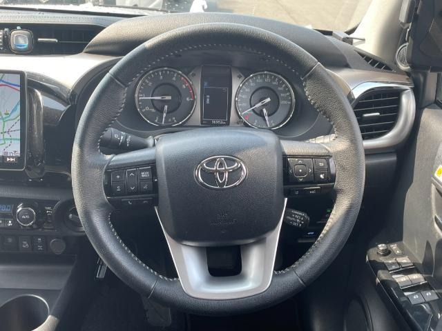 Toyota HILUX 2021 7014006-14