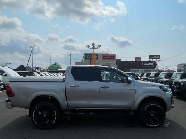 Toyota HILUX 2021 7014006-8