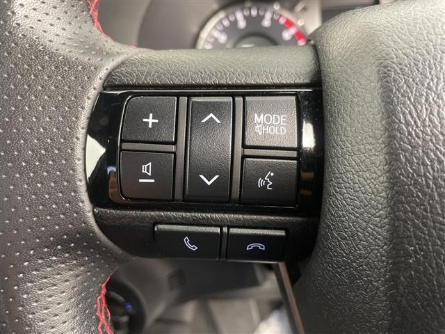 Toyota HILUX 2023 7014041-19
