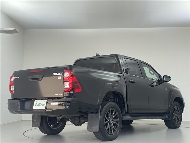 Toyota HILUX 2023 7014041-2