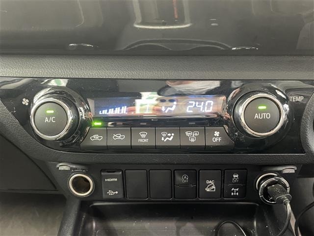 Toyota HILUX 2021 7014050-11
