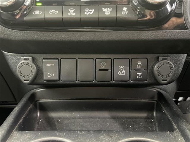 Toyota HILUX 2021 7014050-12