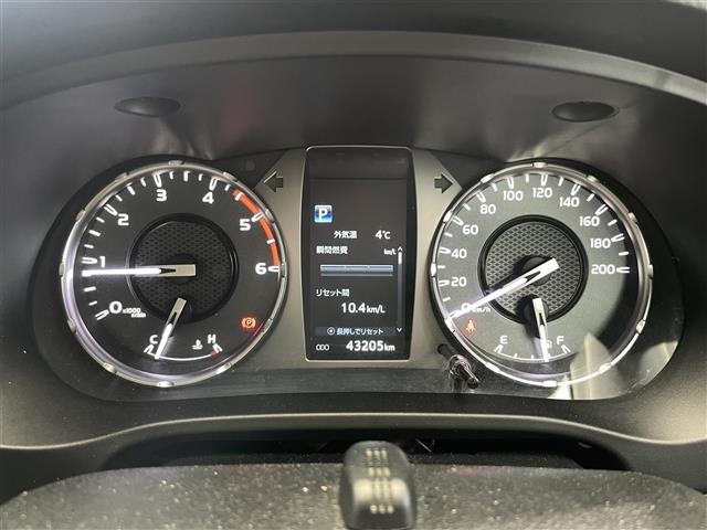 Toyota HILUX 2021 7014050-19