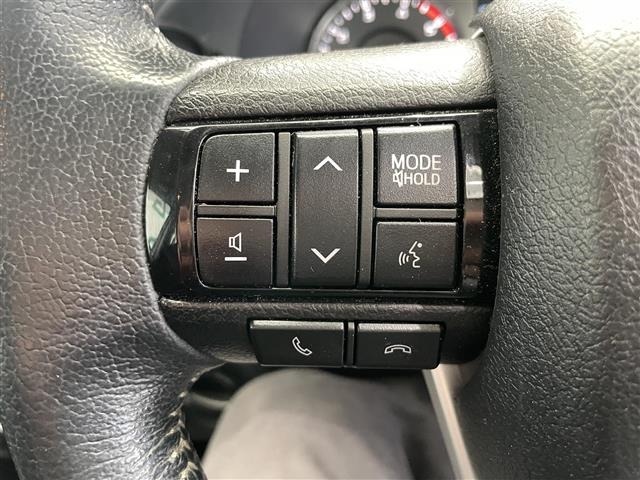 Toyota HILUX 2021 7014050-21