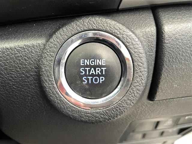 Toyota HILUX 2021 7014050-4