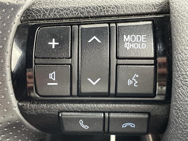 Toyota HILUX 2022 7014061-21