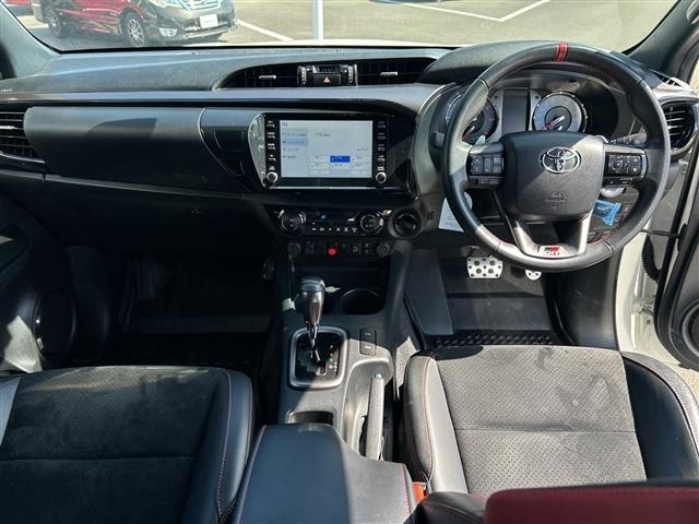 Toyota HILUX 2023 7014077-14