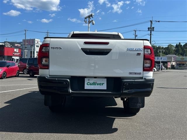 Toyota HILUX 2023 7014077-2