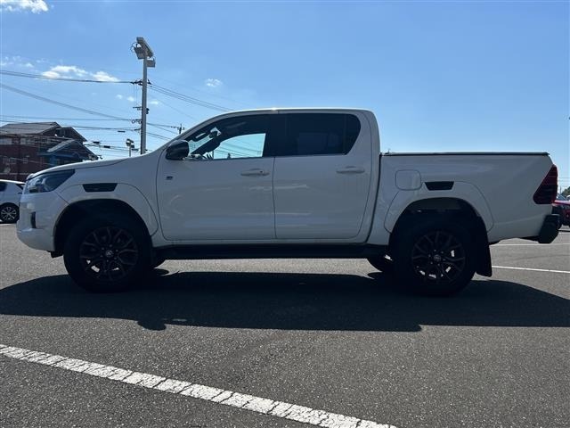 Toyota HILUX 2023 7014077-6