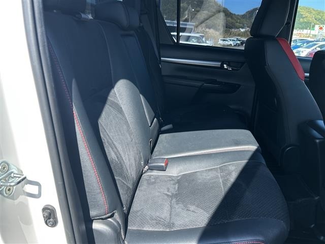 Toyota HILUX 2023 7014077-8
