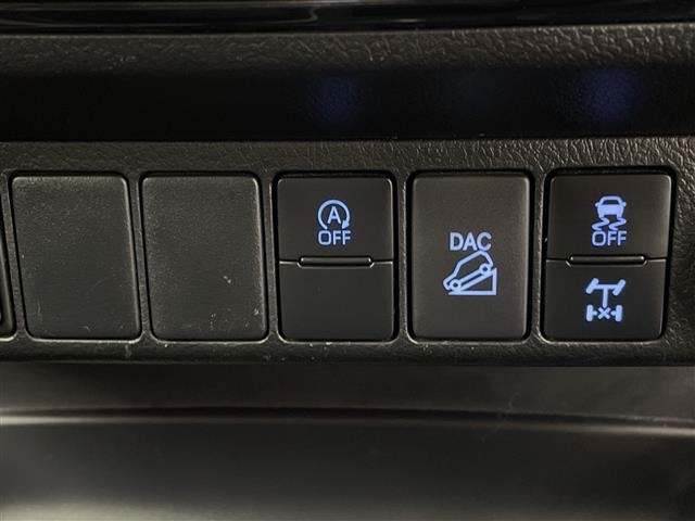 Toyota HILUX 2023 7014083-20