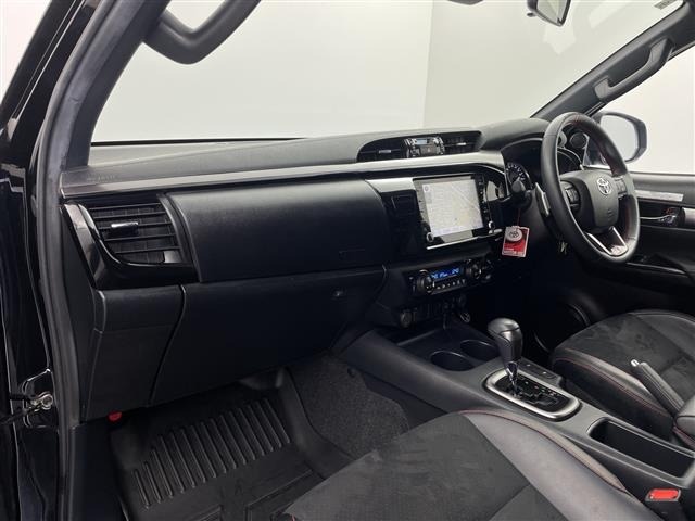 Toyota HILUX 2023 7014083-8