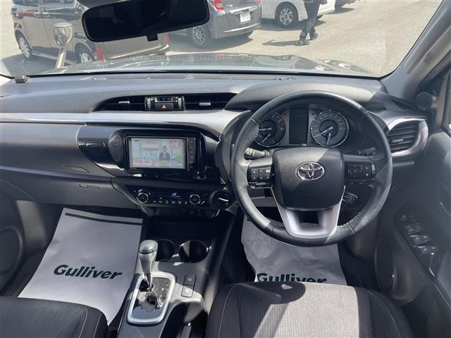 Toyota HILUX 2021 7014099-14