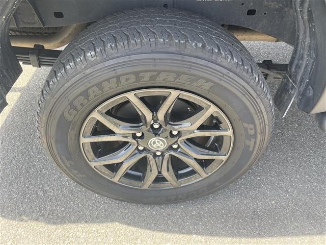 Toyota HILUX 2021 7014099-2