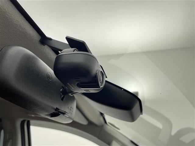 Toyota HILUX 2021 7014114-10