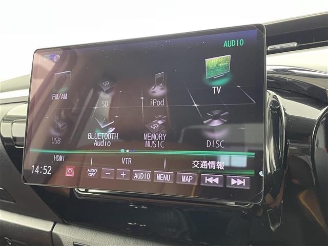 Toyota HILUX 2021 7014114-18