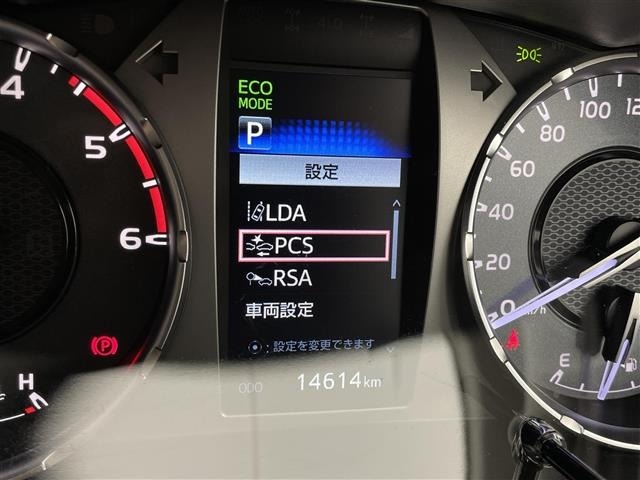 Toyota HILUX 2021 7014114-21
