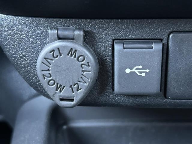 Toyota HILUX 2024 7014115-19