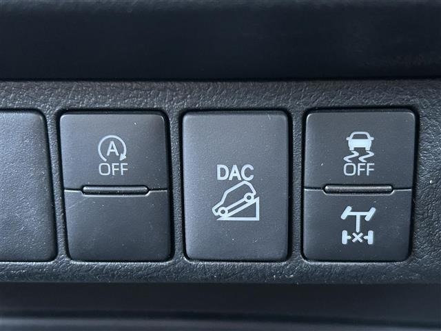 Toyota HILUX 2024 7014115-21