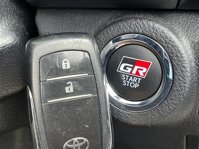 Toyota HILUX 2022 7014130-21