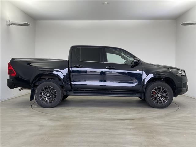 Toyota HILUX 2022 7014130-4