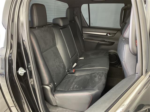 Toyota HILUX 2022 7014130-8