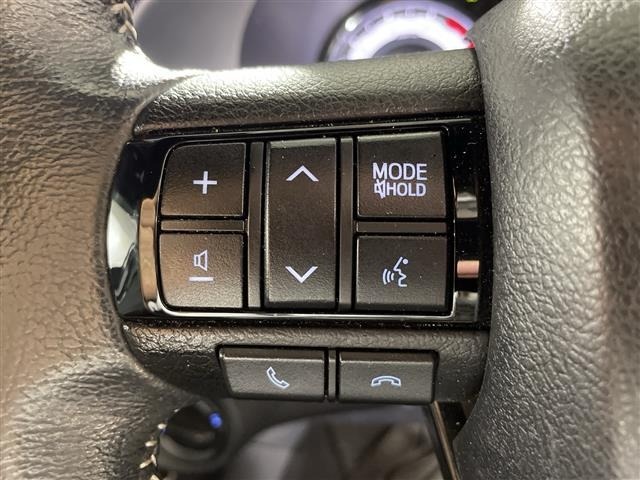 Toyota HILUX 2020 7014161-2