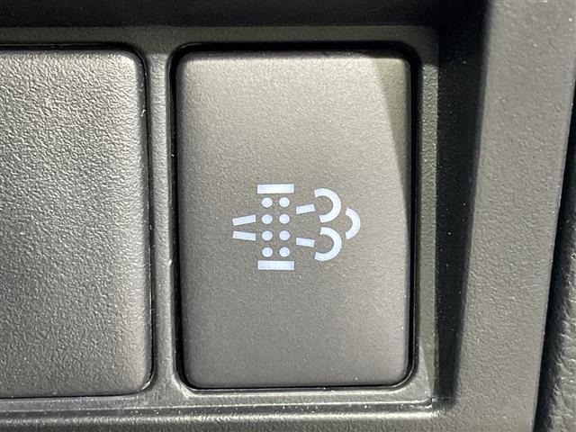 Toyota HILUX 2020 7014161-3