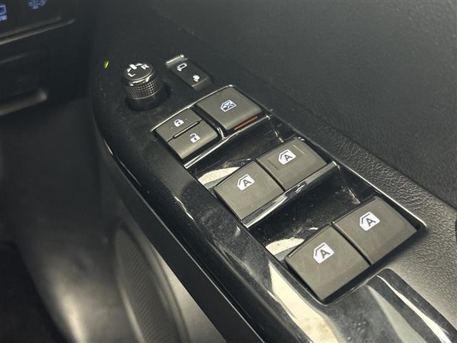 Toyota HILUX 2024 7014182-20