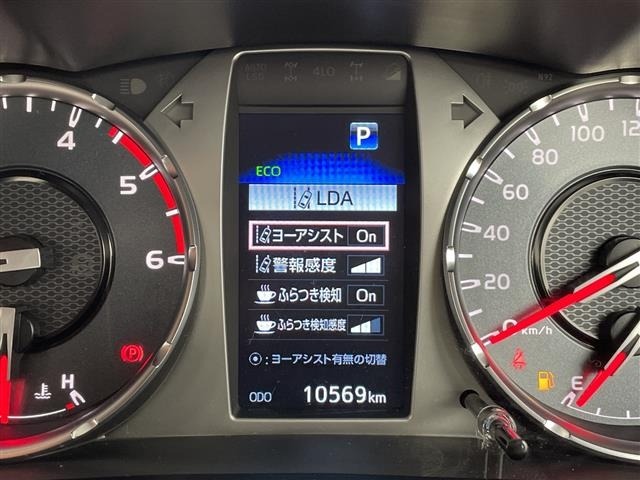 Toyota HILUX 2024 7014192-21