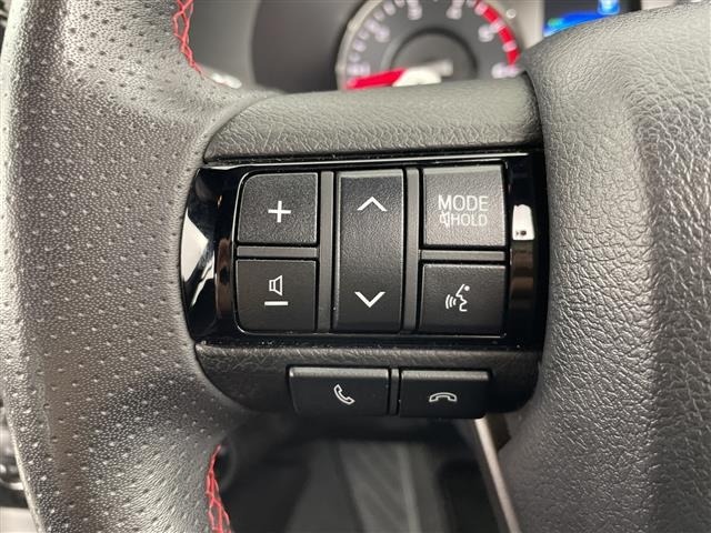 Toyota HILUX 2024 7014192-6