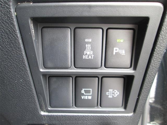 Toyota HILUX 2022 7014212-12