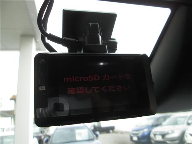 Toyota HILUX 2022 7014212-17