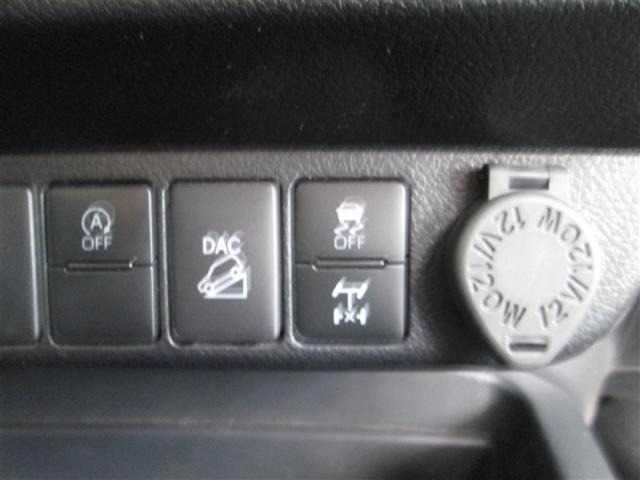Toyota HILUX 2022 7014212-3
