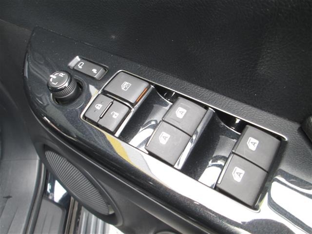Toyota HILUX 2022 7014212-4