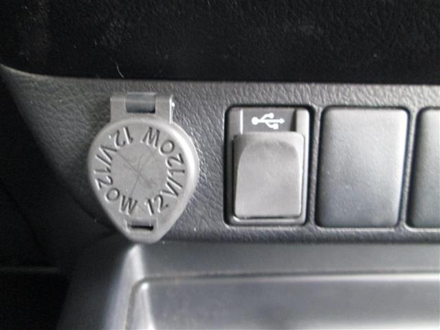 Toyota HILUX 2022 7014212-5