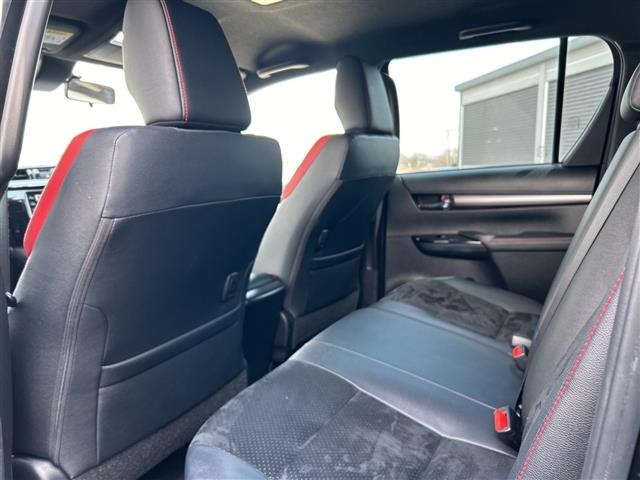 Toyota HILUX 2022 7014242-11